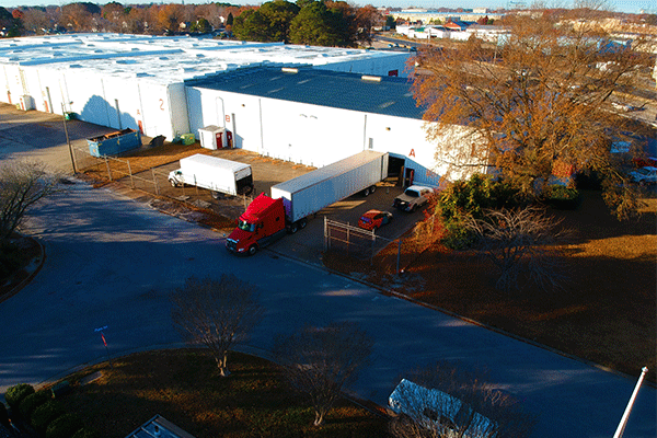 dry-van-freight-at-loading-dock