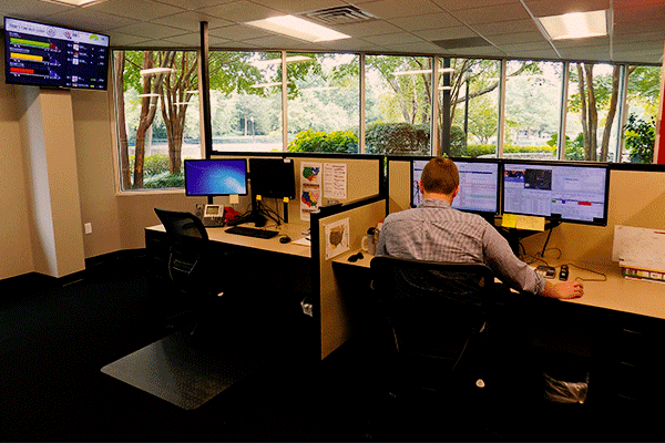 transportation-sales-representative-at-desk