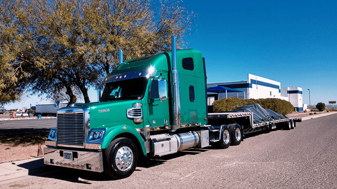 step-deck-freight-with-tarps